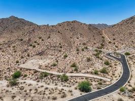 3284 N Highlands Dr - 013.jpg