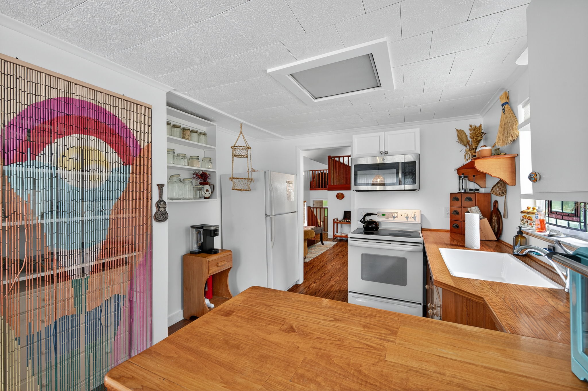 Interiors (7)