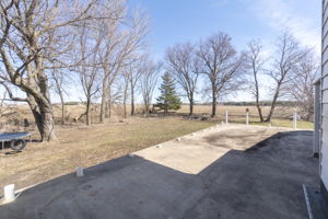 Photo 33