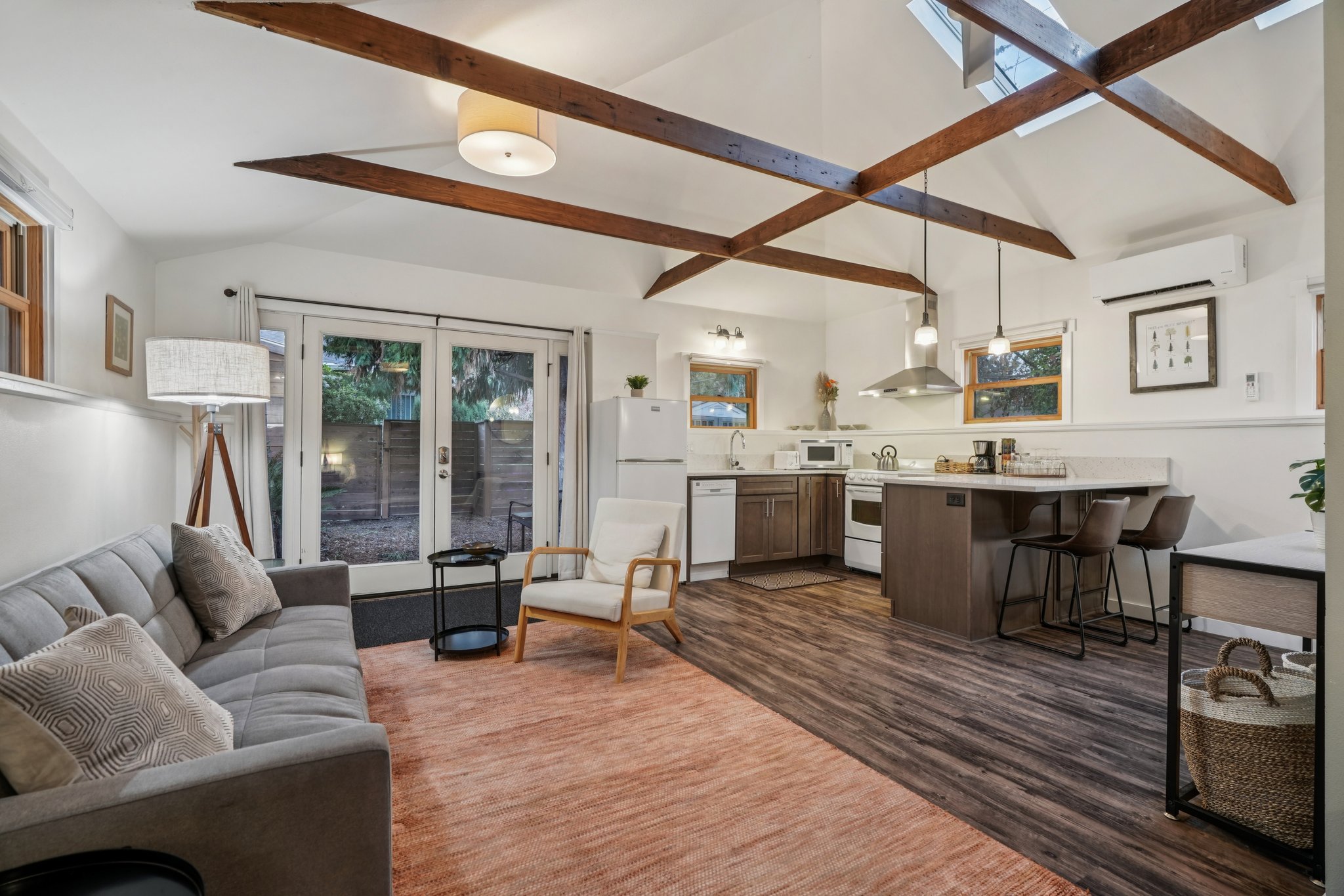 NE Holman St-S1311-013.jpg