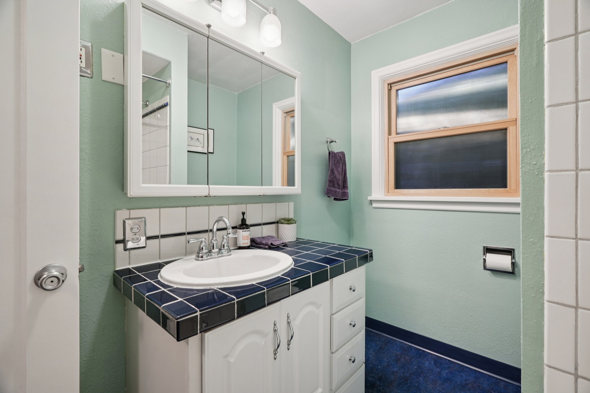 NE Holman St-S1311-039.jpg