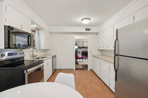 NE Holman St-S1311-019.jpg