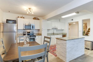 Kitchen and dininig area