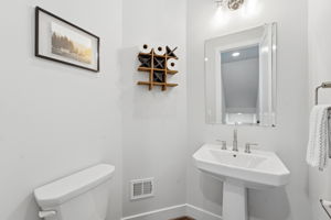  Photo 38