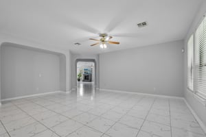 Island Oak Dr-S1906-010.jpg