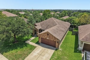 Island Oak Dr-S1906-049.jpg