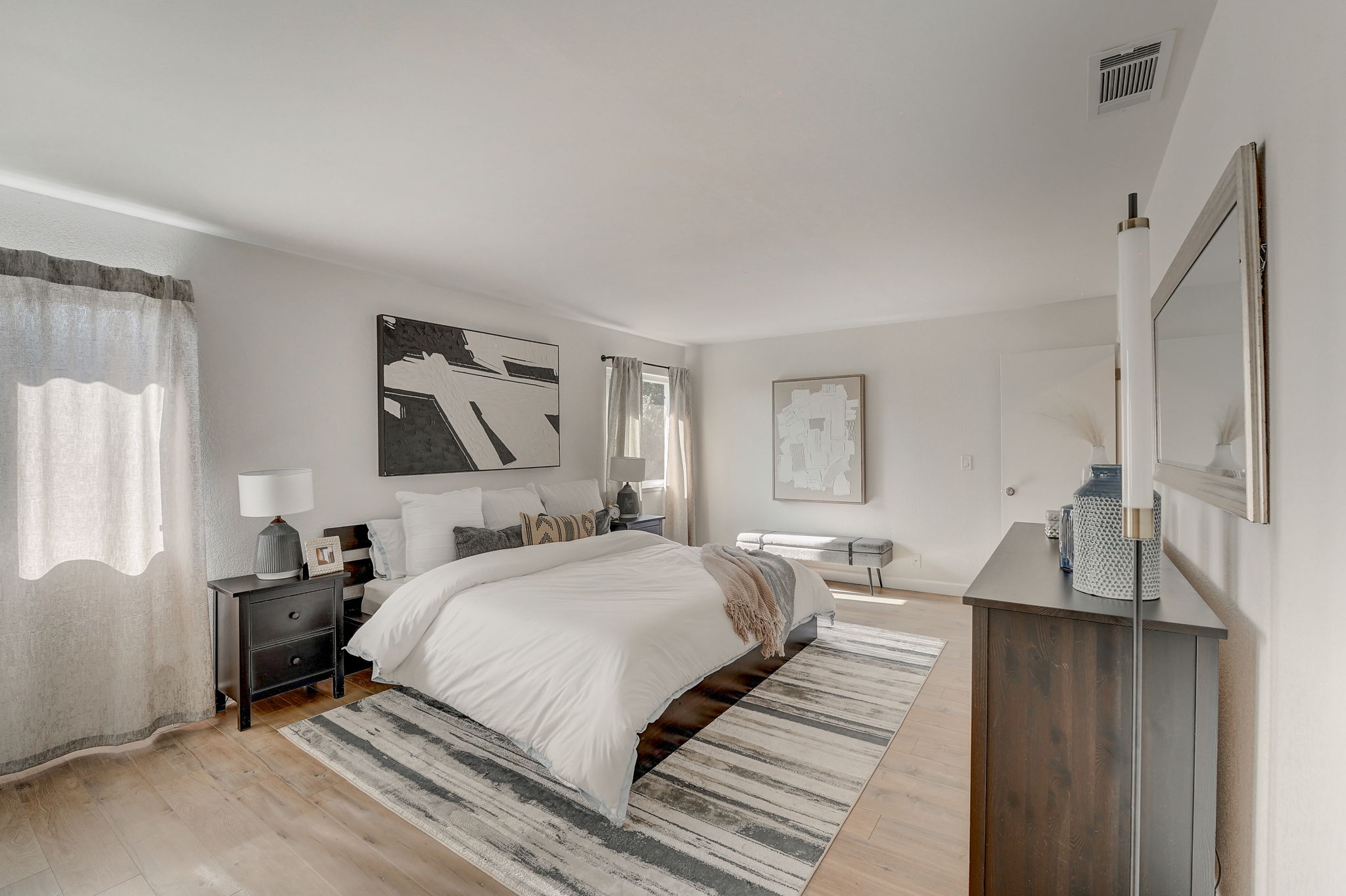 Regents Blvd-020