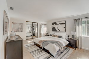 Regents Blvd-019