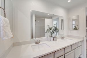 Regents Blvd-028