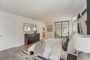 Regents Blvd-022