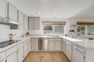 Regents Blvd-017