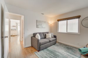 Regents Blvd-030