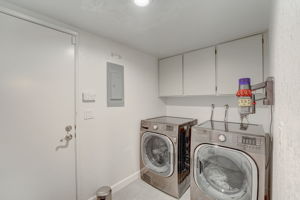 Regents Blvd-040