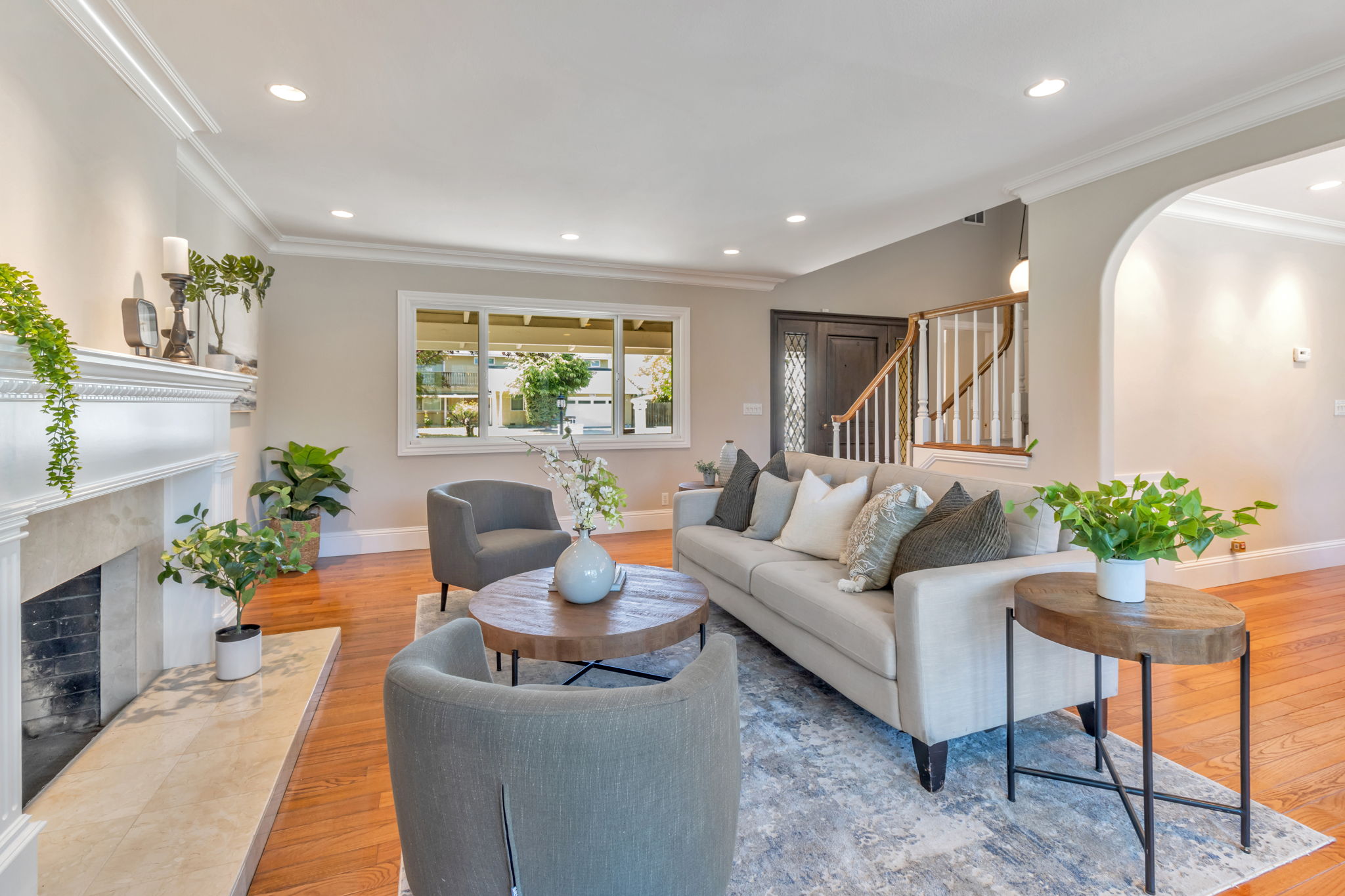 011_3293 Lynn Oaks Dr