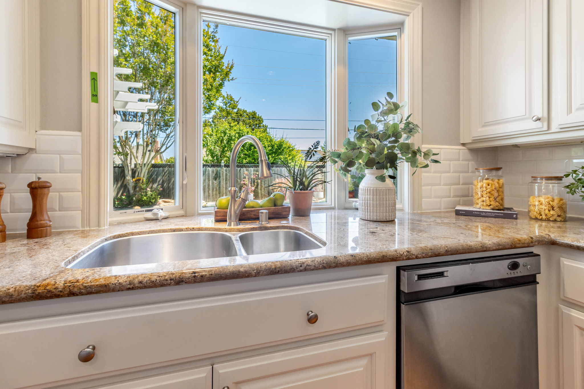 015_3293 Lynn Oaks Dr