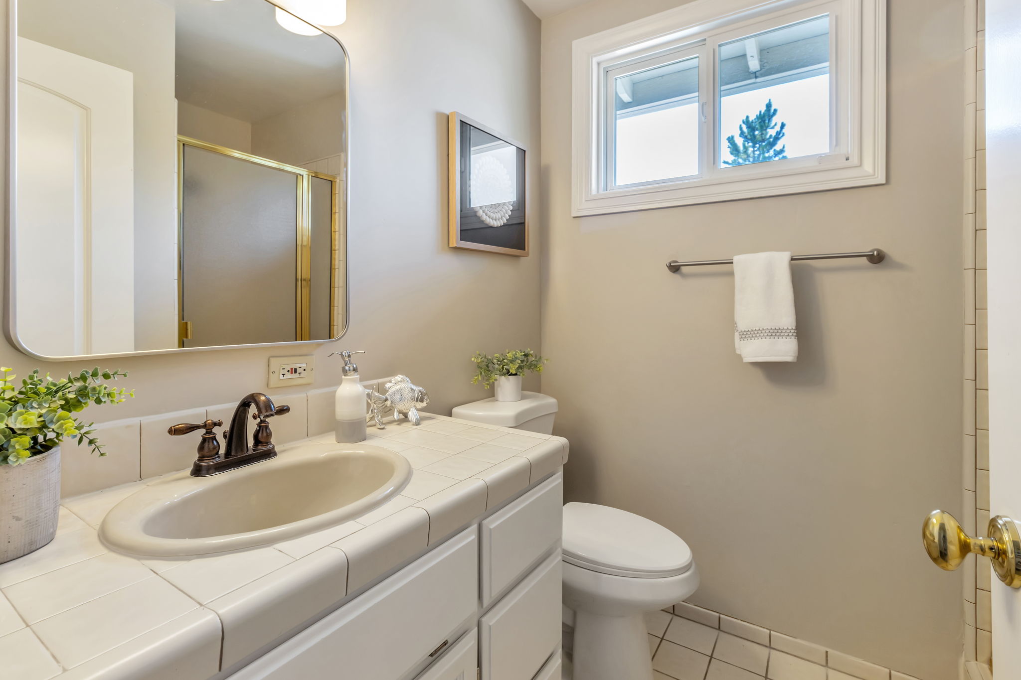 035_3293 Lynn Oaks Dr