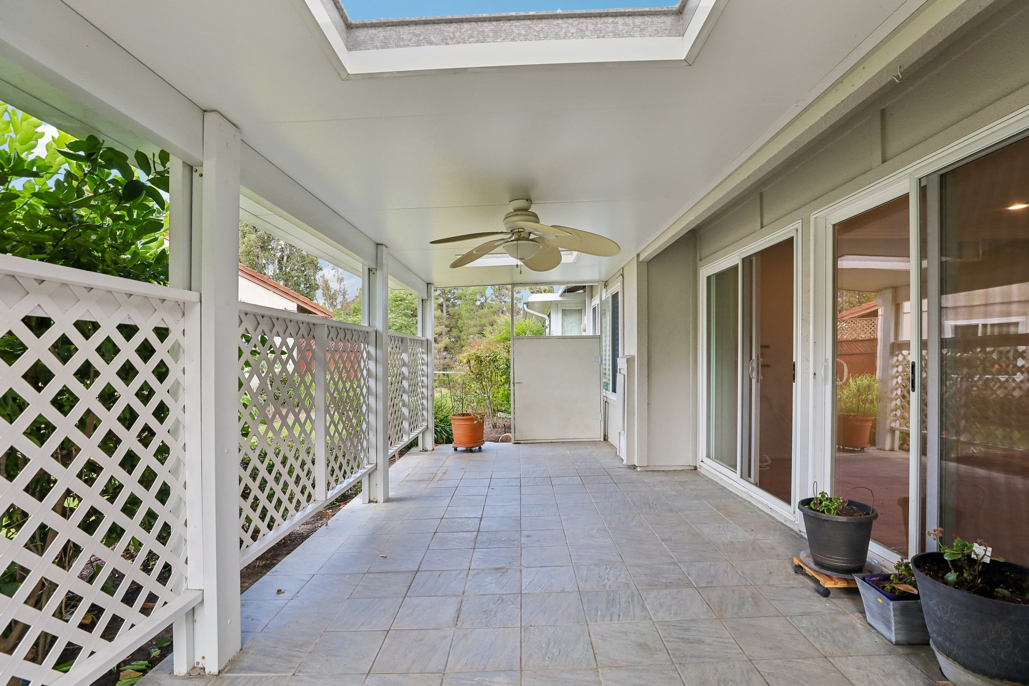 San Amadeo B-S2304-033.jpg