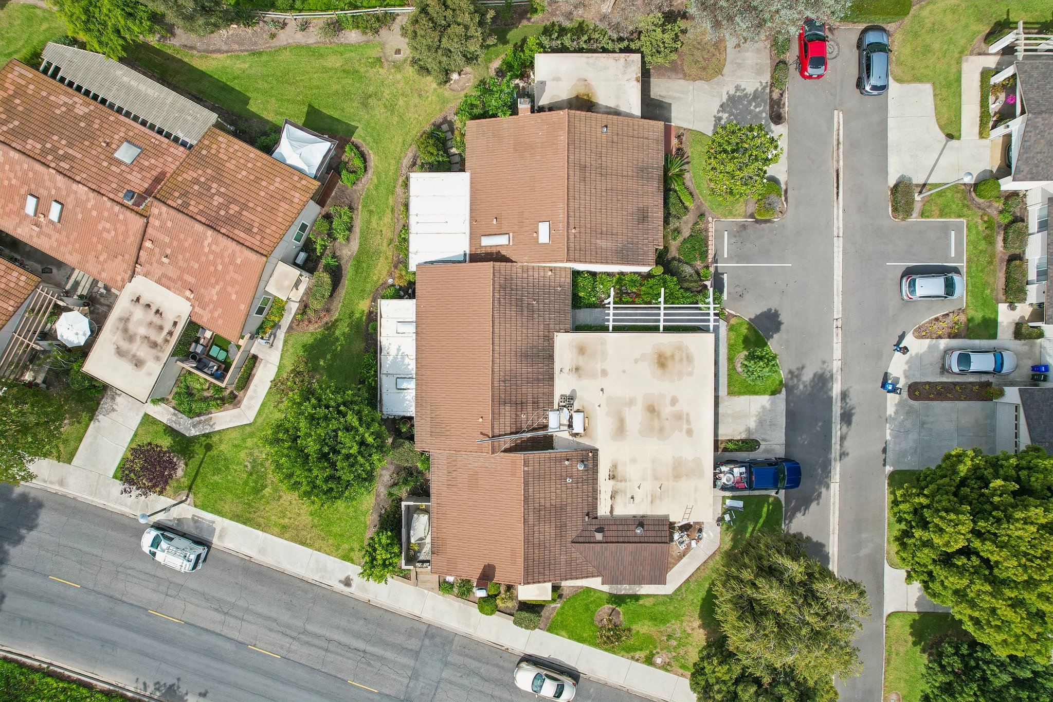 San Amadeo B-S2304-040.jpg