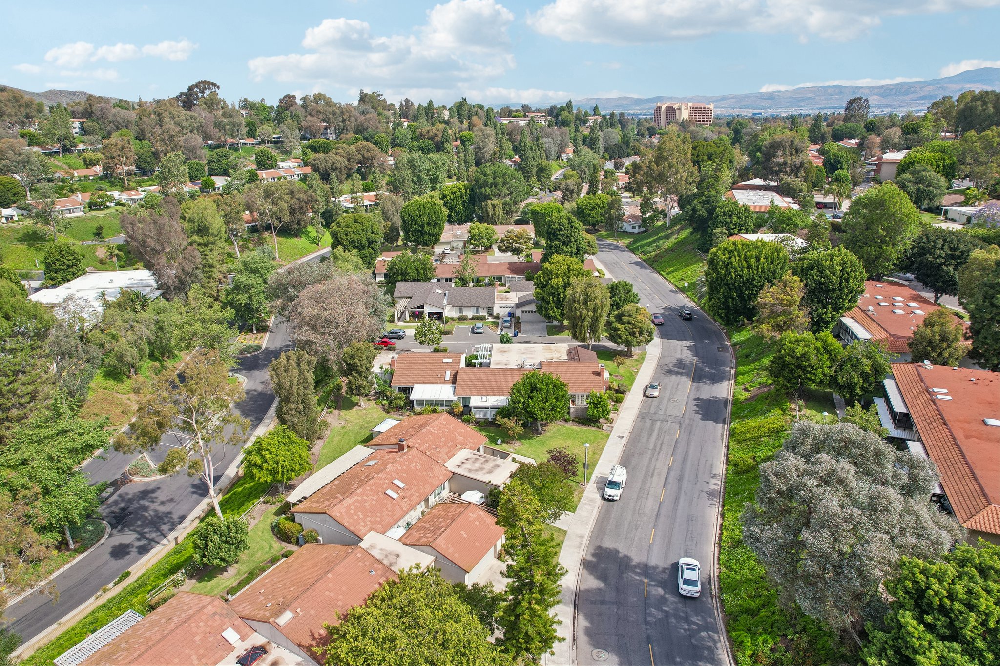 San Amadeo B-S2304-041.jpg