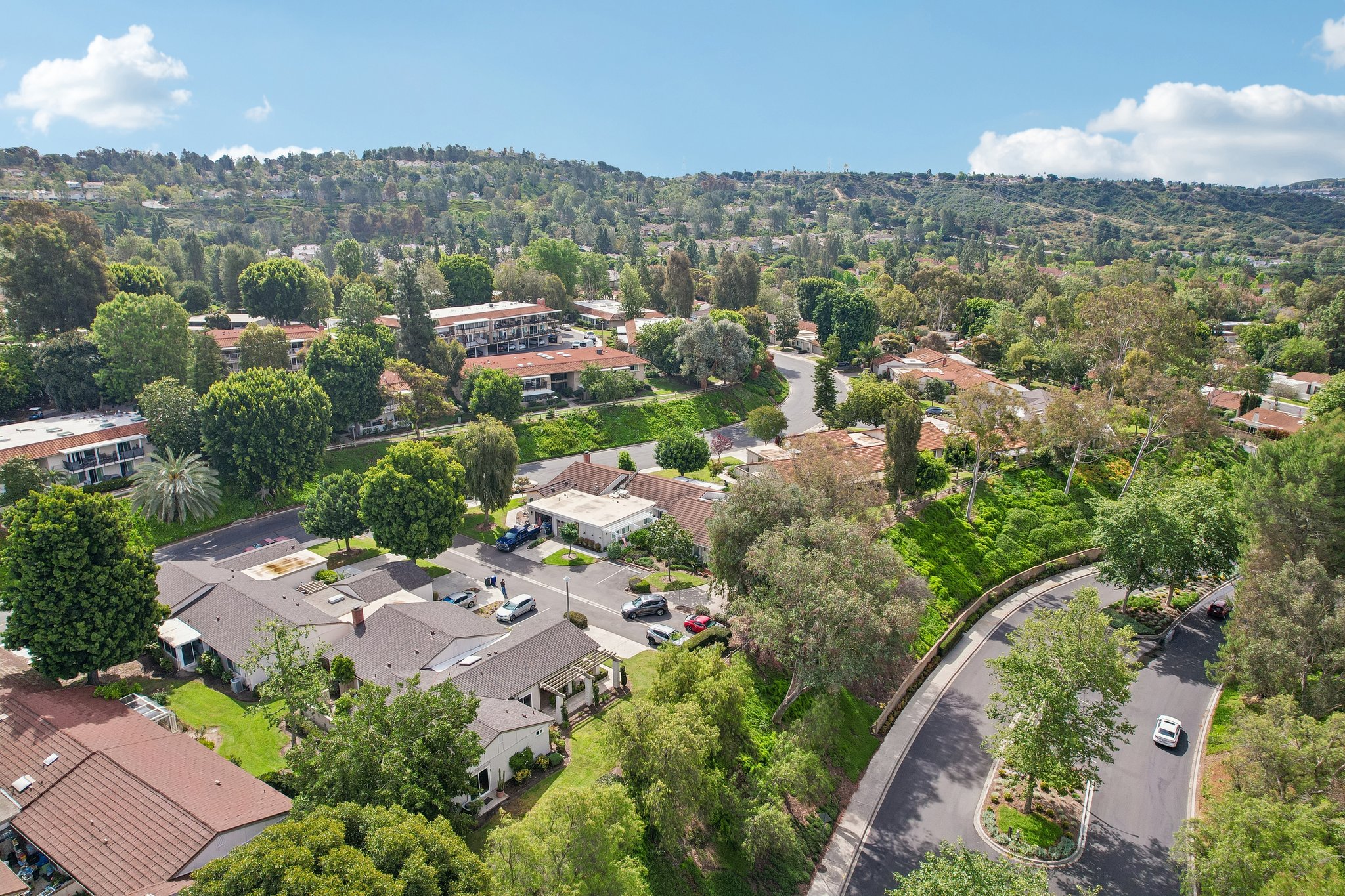 San Amadeo B-S2304-044.jpg