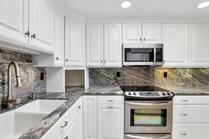 San Amadeo B-S2304-012.jpg