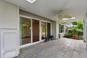 San Amadeo B-S2304-031.jpg