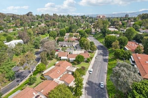 San Amadeo B-S2304-041.jpg