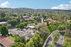 San Amadeo B-S2304-044.jpg