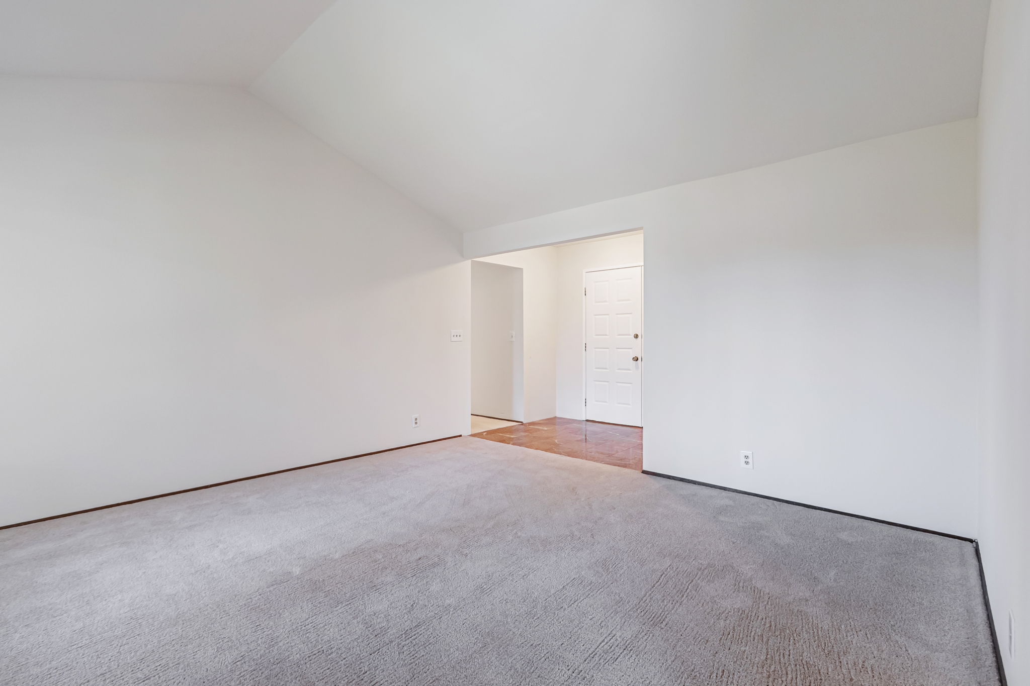 008_3296 Flintdale Dr