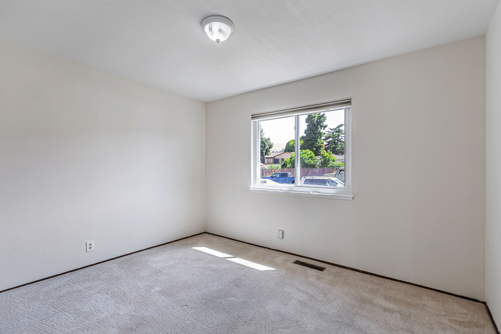 025_3296 Flintdale Dr