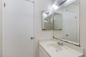 033_3296 Flintdale Dr