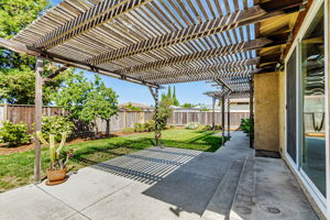 042_3296 Flintdale Dr