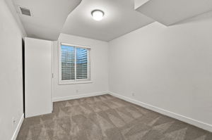  Photo 56