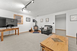  Photo 48