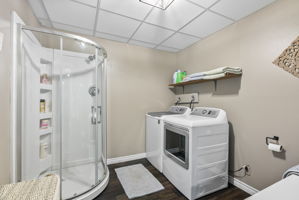  Photo 12