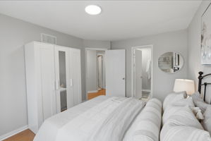  Photo 46