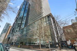 33 Charles St W Unit 1101, Toronto ON
