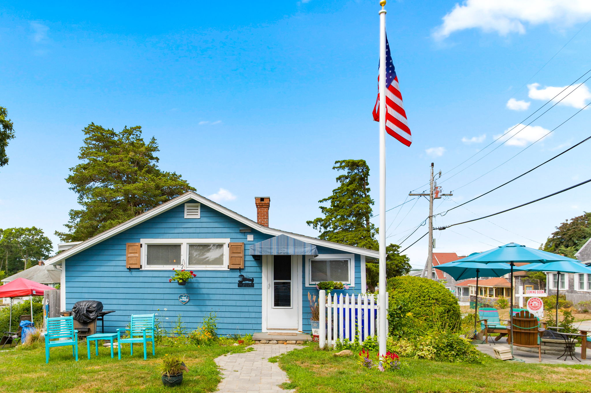 33 Circuit Ave, Bourne, MA 02559 BluWater Photography