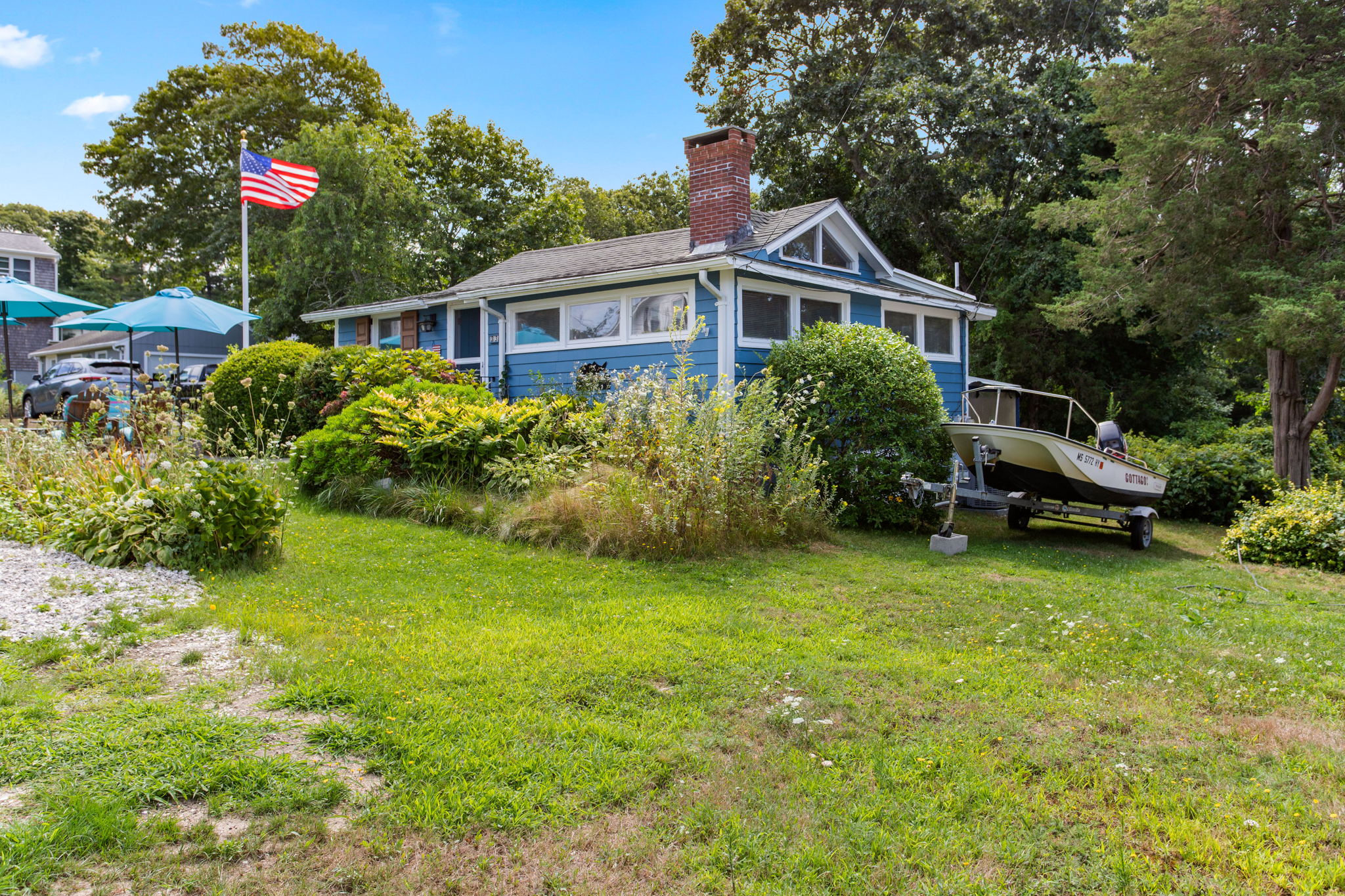 33 Circuit Ave, Bourne, MA 02559 BluWater Photography