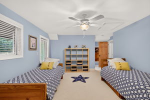  Photo 31