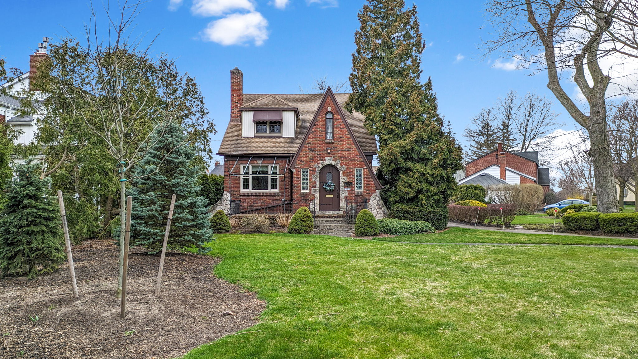 33 Deerhurst Park Blvd, Buffalo, NY 14217 REALTYPIX360
