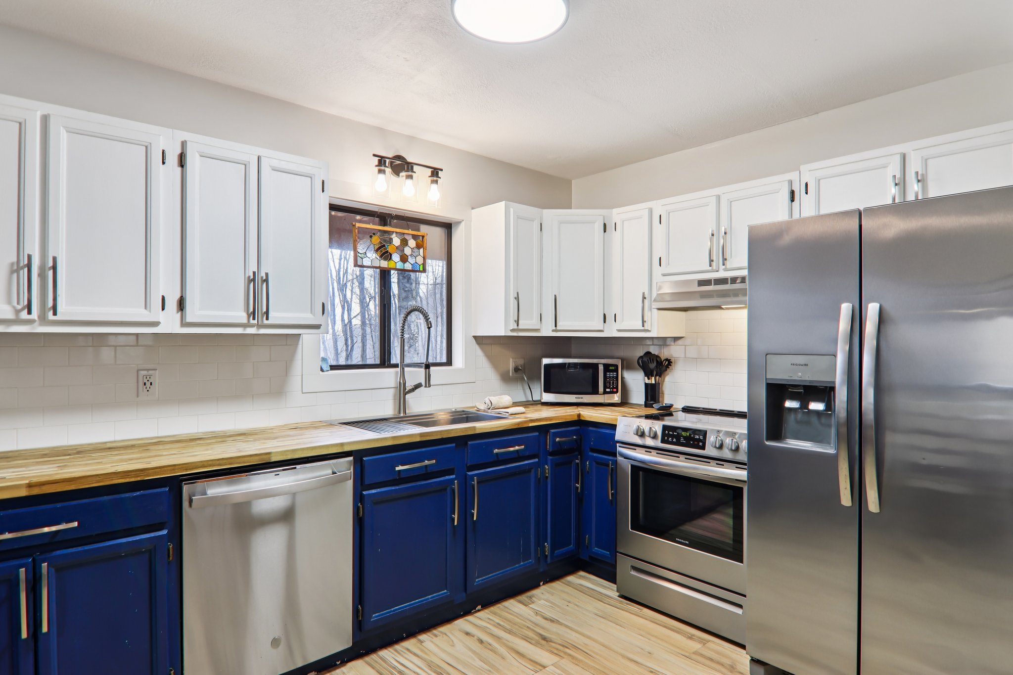 Fernbrook Rd-S2703-016.jpg