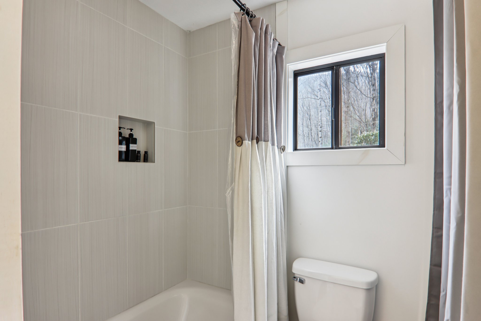 Fernbrook Rd-S2703-022.jpg