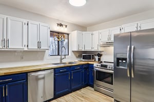 Fernbrook Rd-S2703-016.jpg