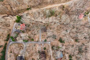 Fernbrook Rd-S2703-046.jpg