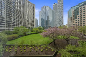 33 Harbour Square Unit 816, Toronto ON