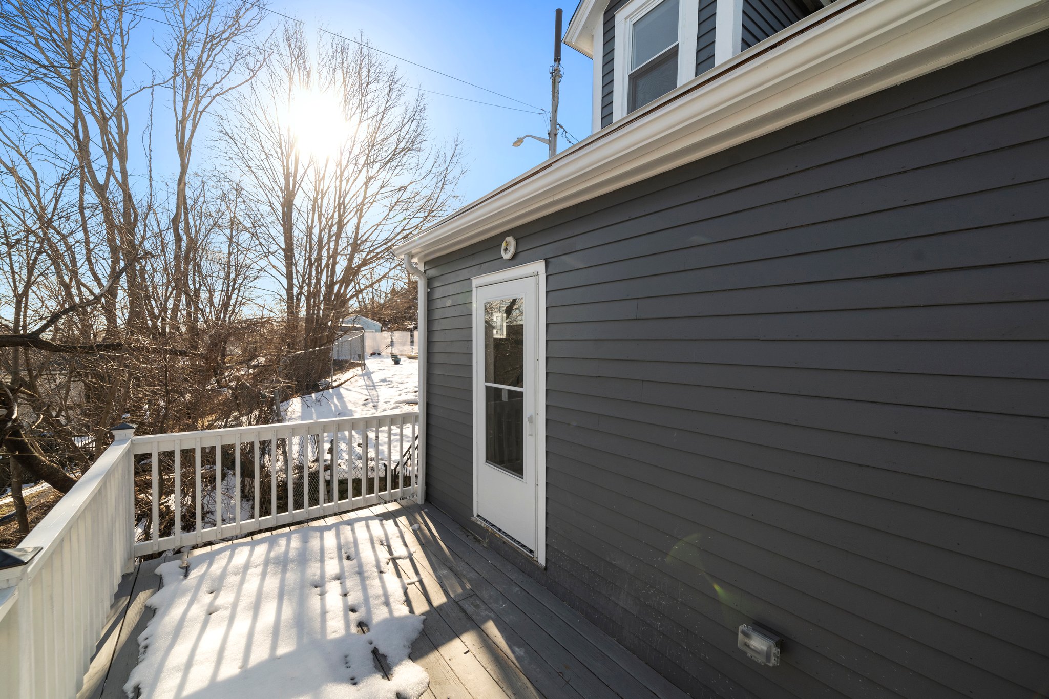 33 Highland Ave, Lynn, MA 01902 New Day Studio