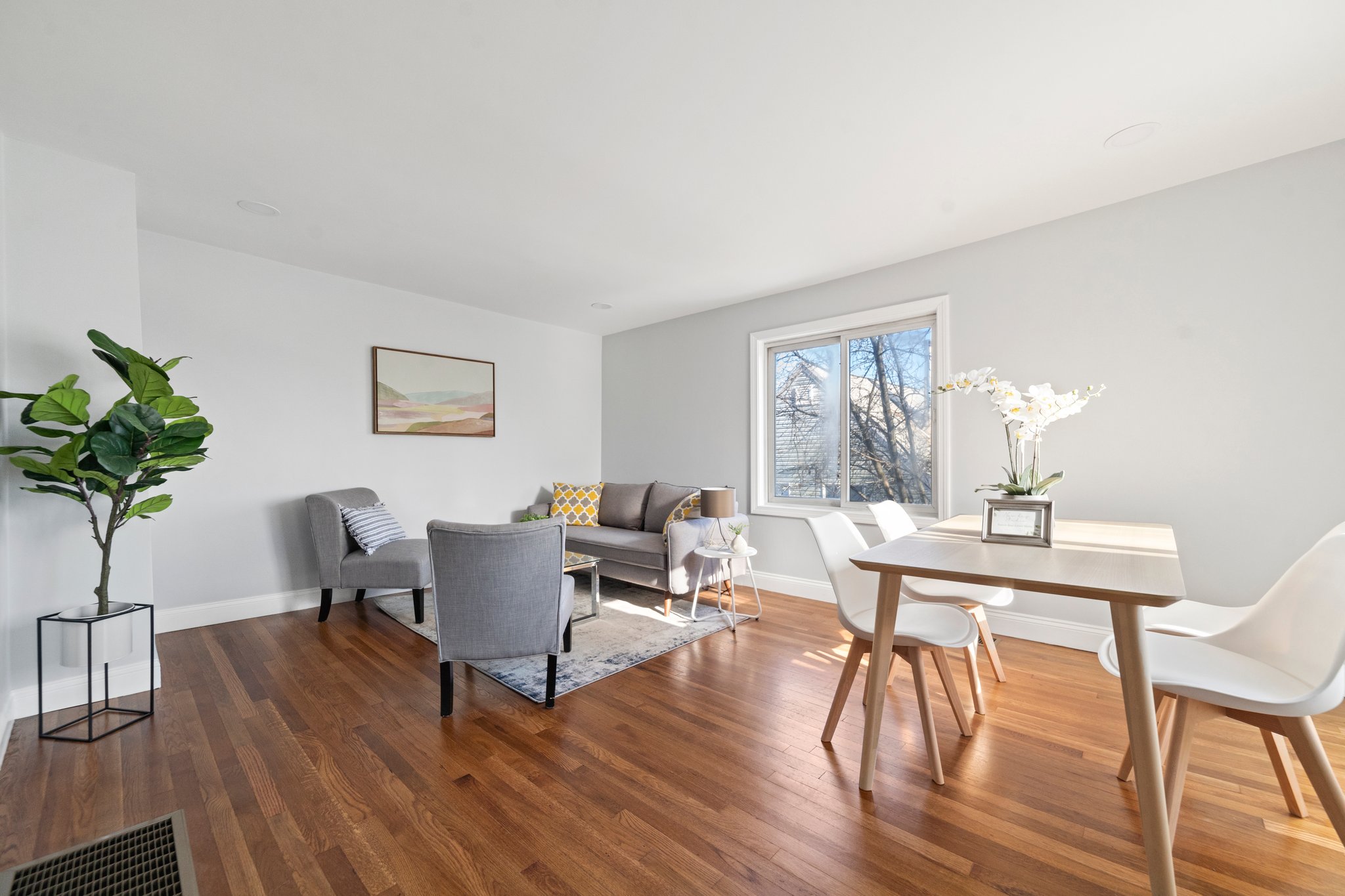 33 Highland Ave, Lynn, MA 01902 New Day Studio