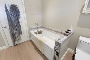  Photo 31