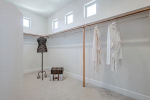  Photo 47